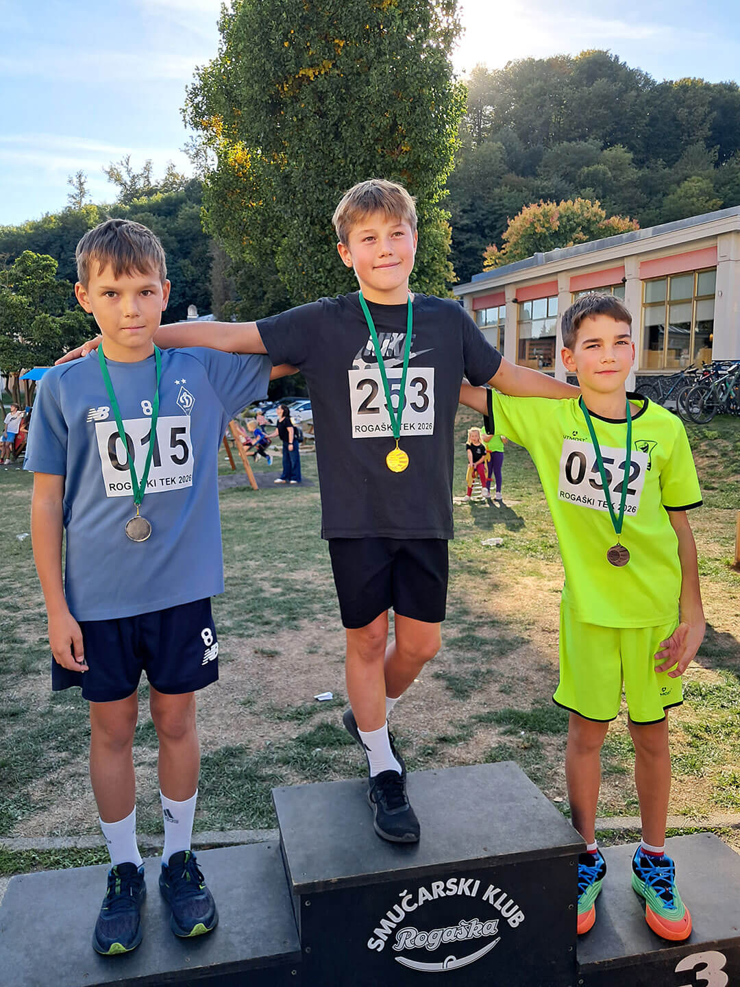 Fantje 6. razred: 1. Peter Lipnik, 2. David Scherbak, 3. Richard Scherbak.
