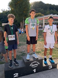 Fantje 8. razred: 1. Nik Hajnšek, 2. Anej Obronek, 3. Liam Šafarič Žumer.