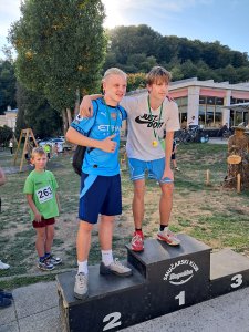 Fantje 9. razred: 1. Gal Špiljak, 2. Rene Poglajen.