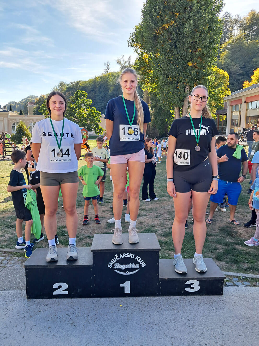 Dijakinje 1-2 letnik: 1. Mirjam Novak, 2. Ula Pozeb, 3. Nika Šorli.